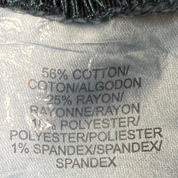 Wit & Wisdom Pull on Glider Ankle Length Distressed Denim jean - Picture 10 of 14